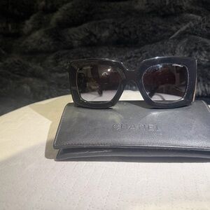 CHANEL Glossy Black Sunglasses